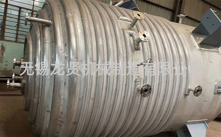 江蘇筒體半圓管哪家交貨快？龍賢：把“急單”變“閃電單”，工業(yè)圈的“準(zhǔn)時達(dá)”